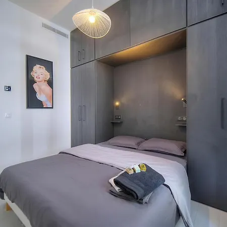 Apartment Superbe Flat 2 And 1 Canape Convertible 3p1 Cannes